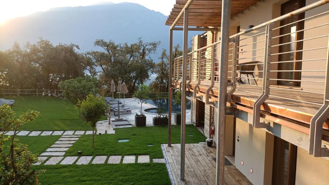 Sibenbras Natural Aparthotel Лімоне-суль-Гарда Екстер'єр фото
