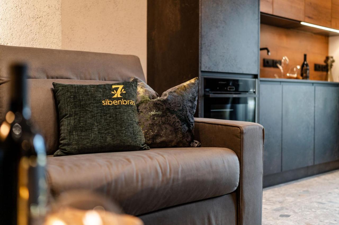 Sibenbras Natural Aparthotel Лімоне-суль-Гарда Екстер'єр фото